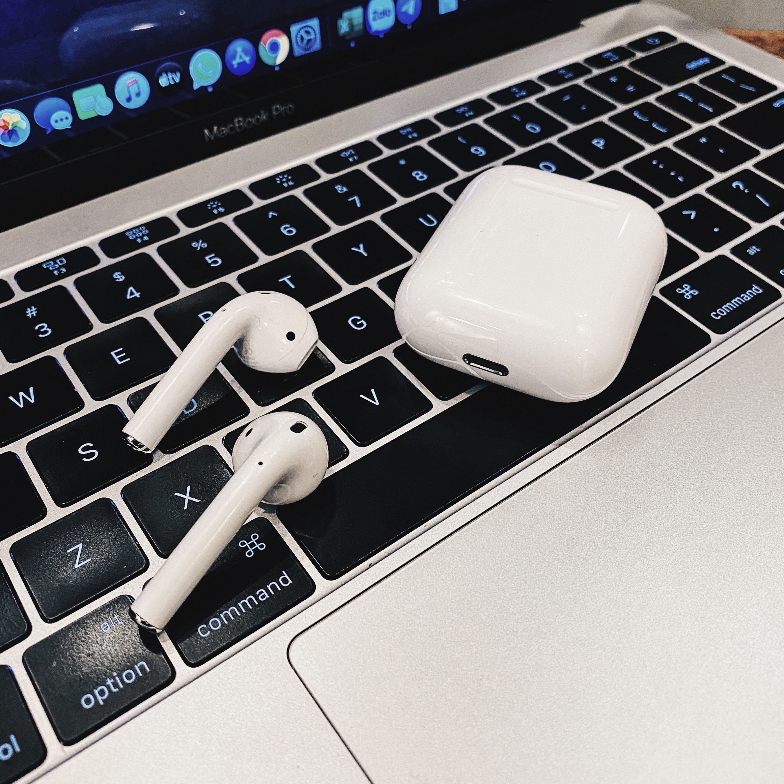 airpods 2 sạc không dây